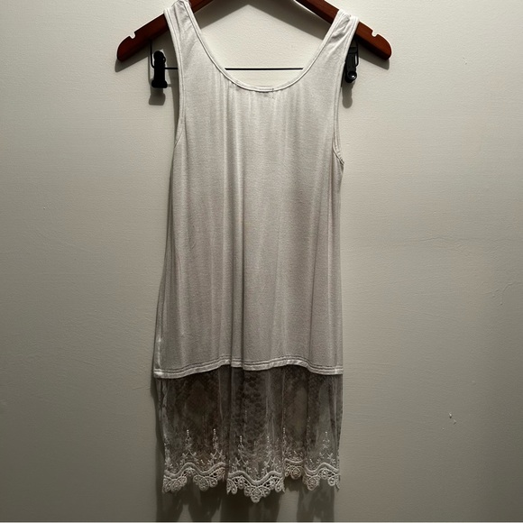 Layering tank - Picture 2 of 4